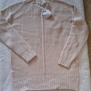 Arizona Jean Company Beige Knit Sweater
